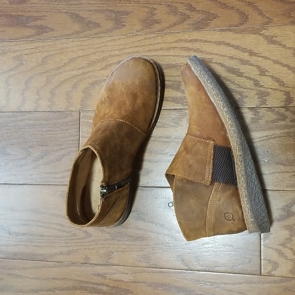 NEW! Born Tora Bootie sz 9.5 NWT - Picture 8 of 16